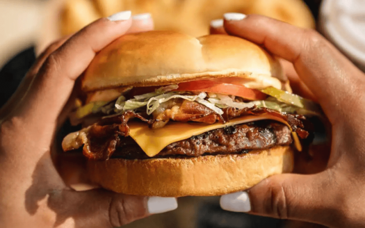 Franchise de restauration rapide à vendre – Emplacement stratégique